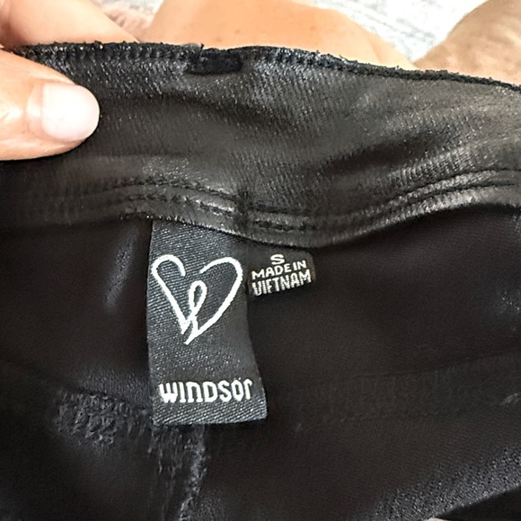 Windsor Coated Faux Leather Flare Pants in Black Size Small - Picture 4 of 6